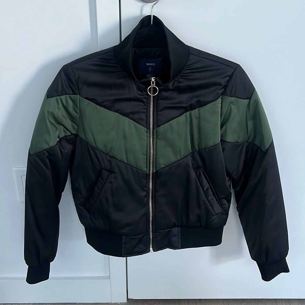 Bomber jacket